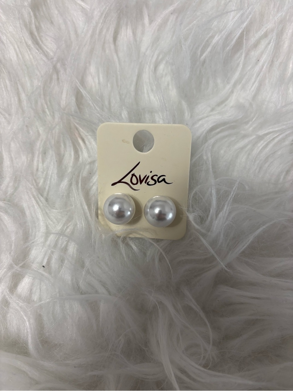 Lovisa White Pearl Stud Earrings – Classic Round Pearlescent Posts